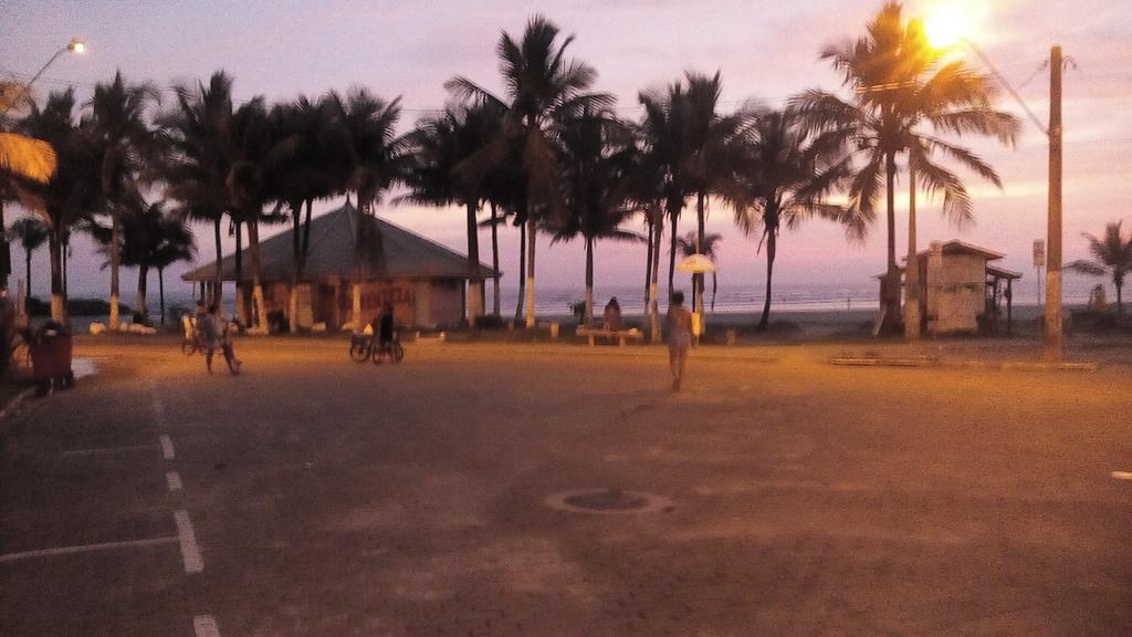 Bella Marina Hotel Itanhaem Exterior photo